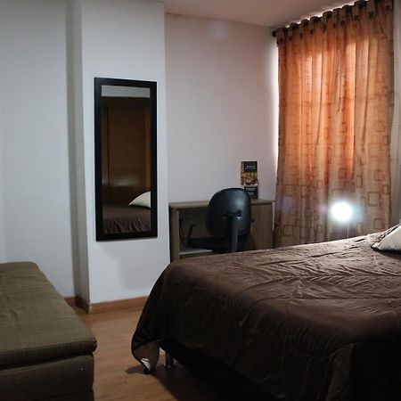 Hospedaje Sary House Bogotá Esterno foto