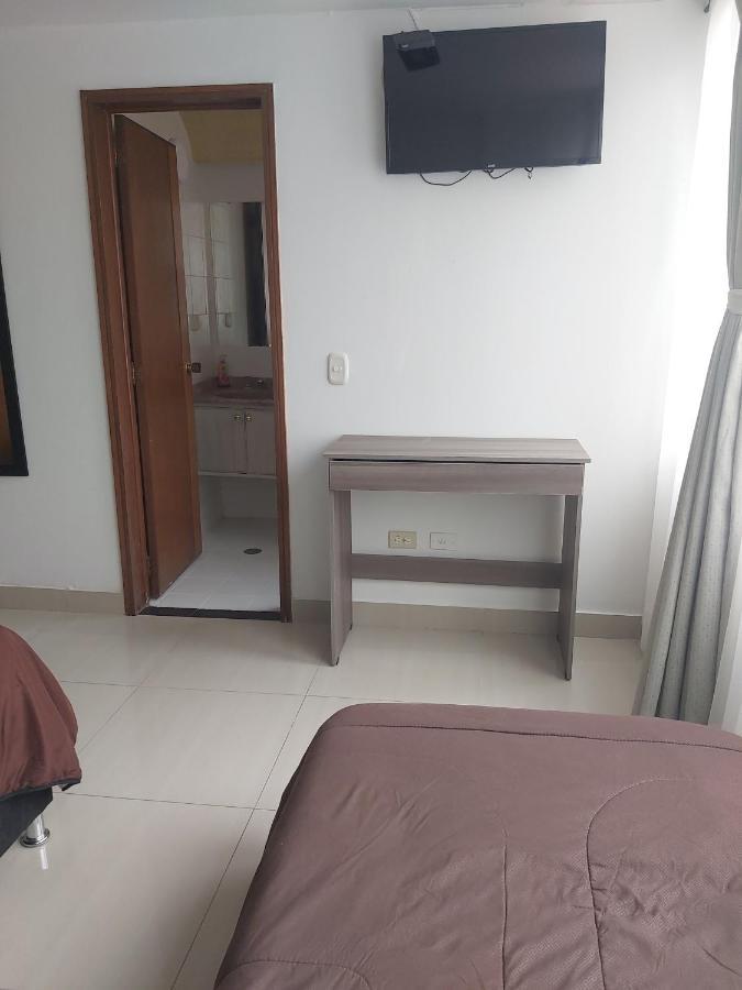 Hospedaje Sary House Bogotá Esterno foto